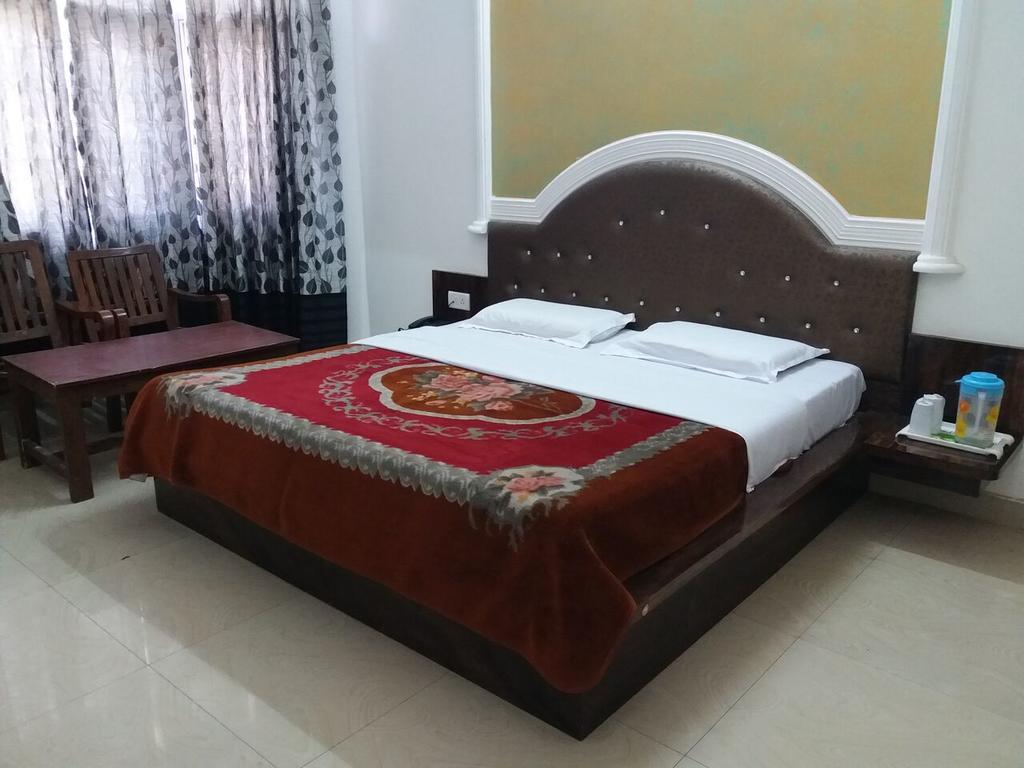 Hotel Bhawani International Katra  Eksteriør billede